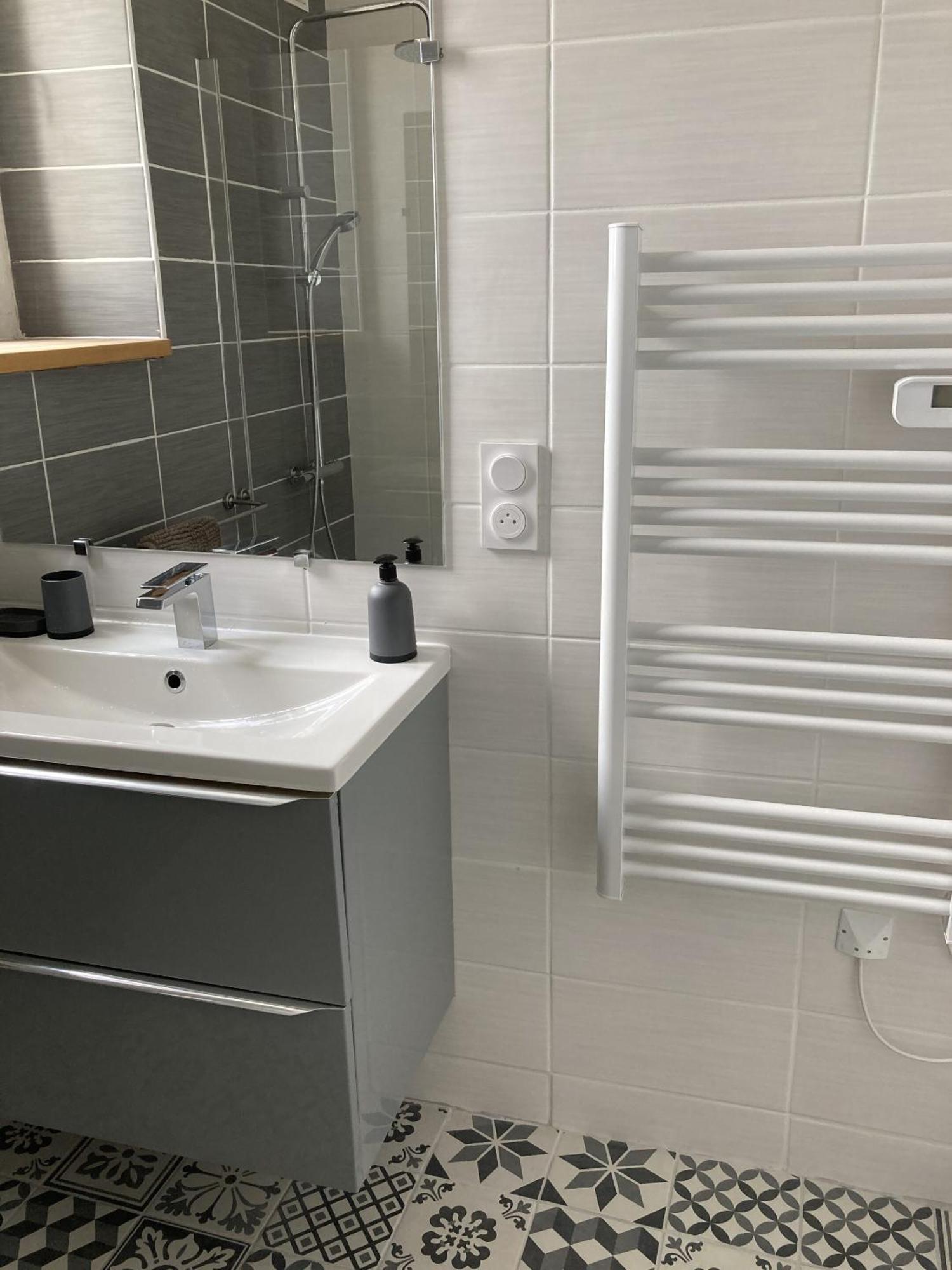 Location Appartement Des Pyrenees Borderes-sur-l'Echez Phòng bức ảnh